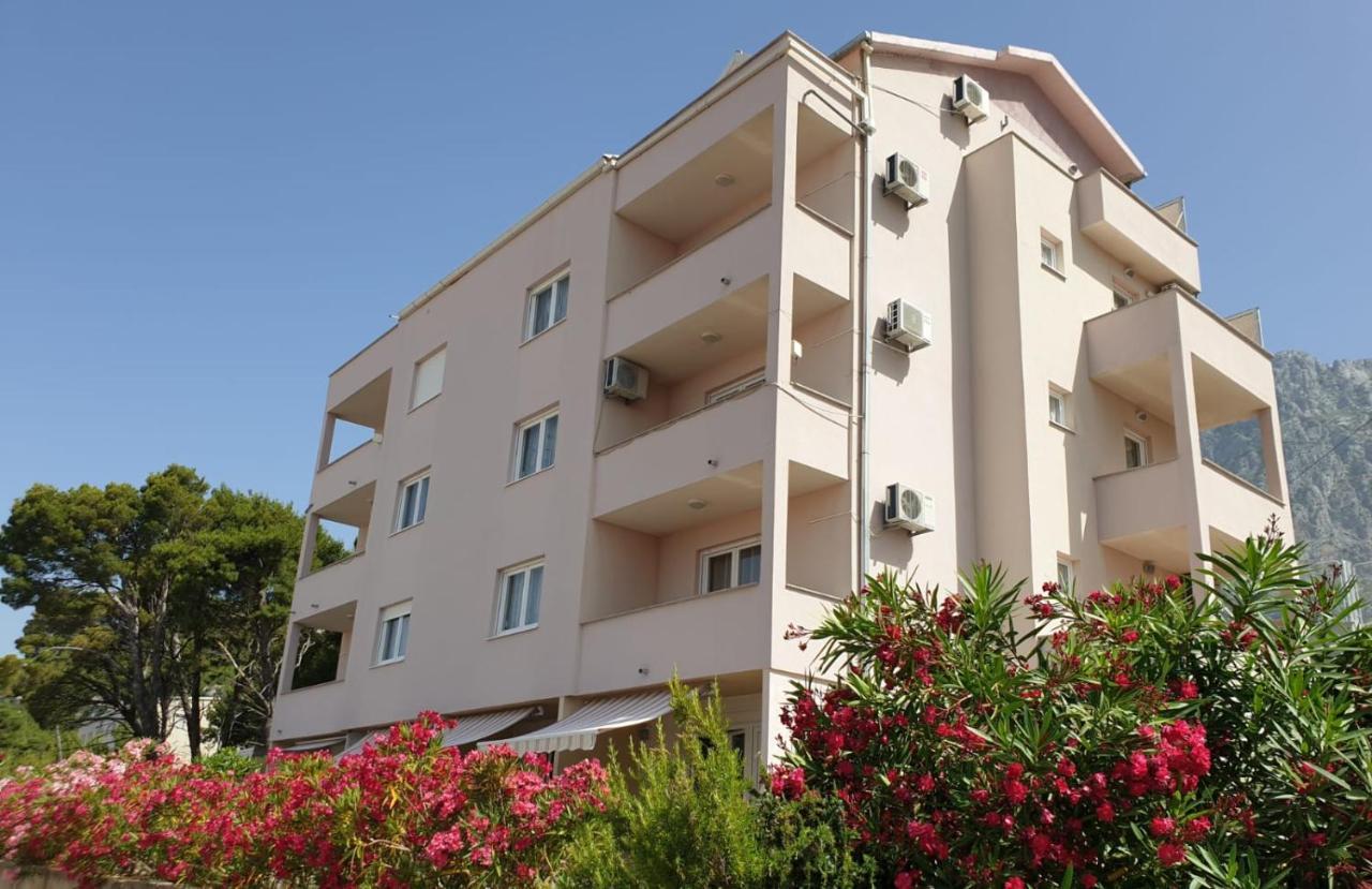 Sara Apartments Makarska Ngoại thất bức ảnh