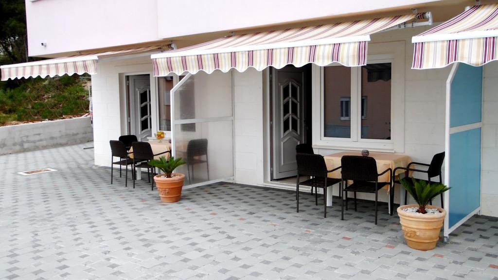 Sara Apartments Makarska Phòng bức ảnh